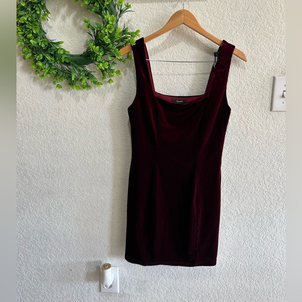 Forever 21 Burgundy Velvet Mini Dress Sz Medium